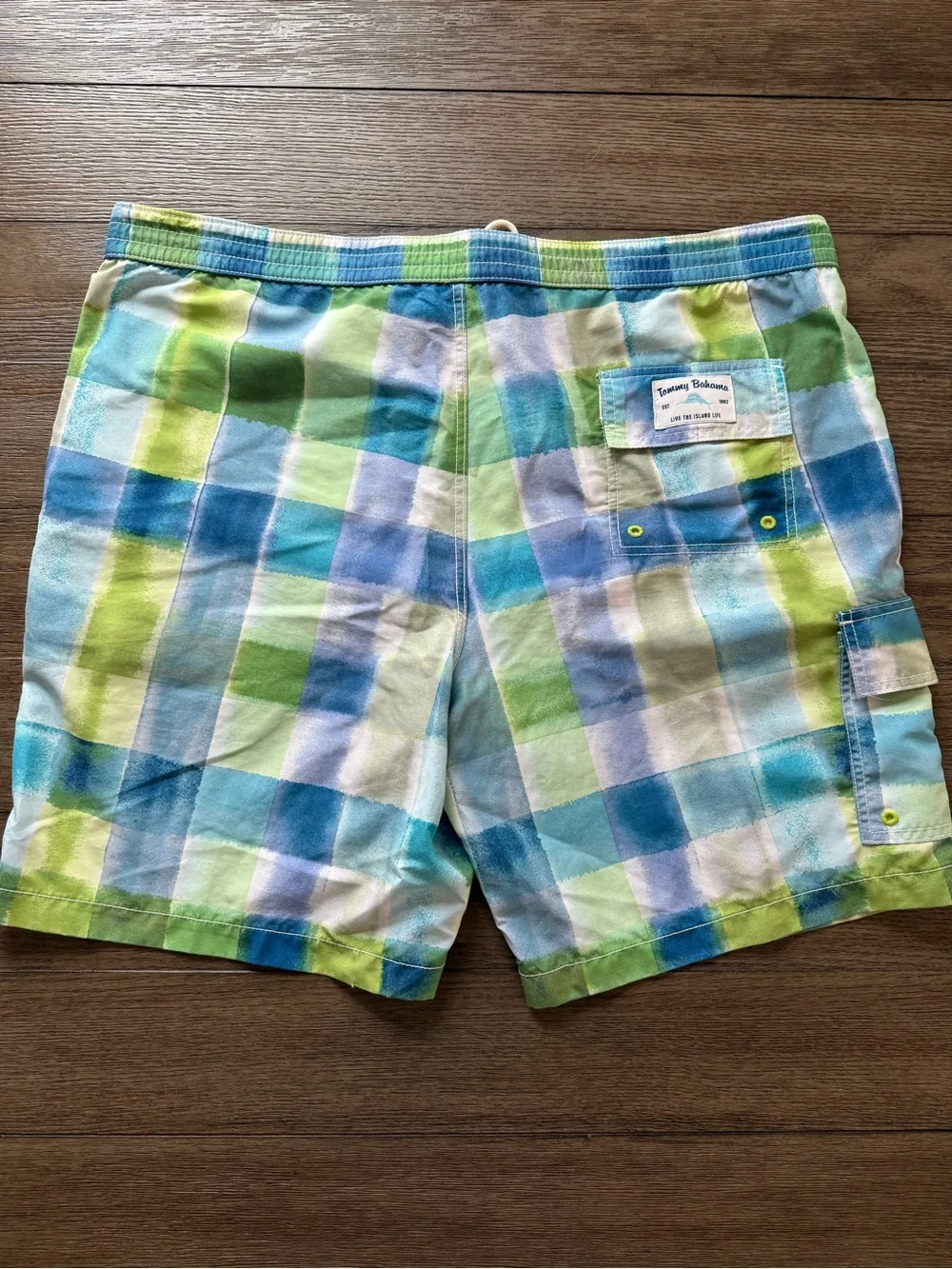 Tommy Bahama tommy bahama